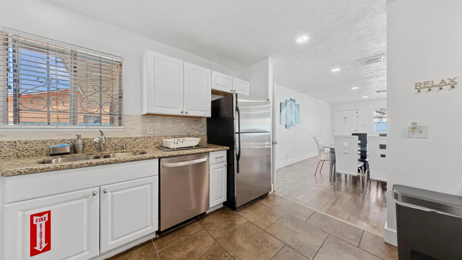 Vegas Getaway: Central 1 Story, Private Pool, Game Room Las Vegas Dom wakacyjny