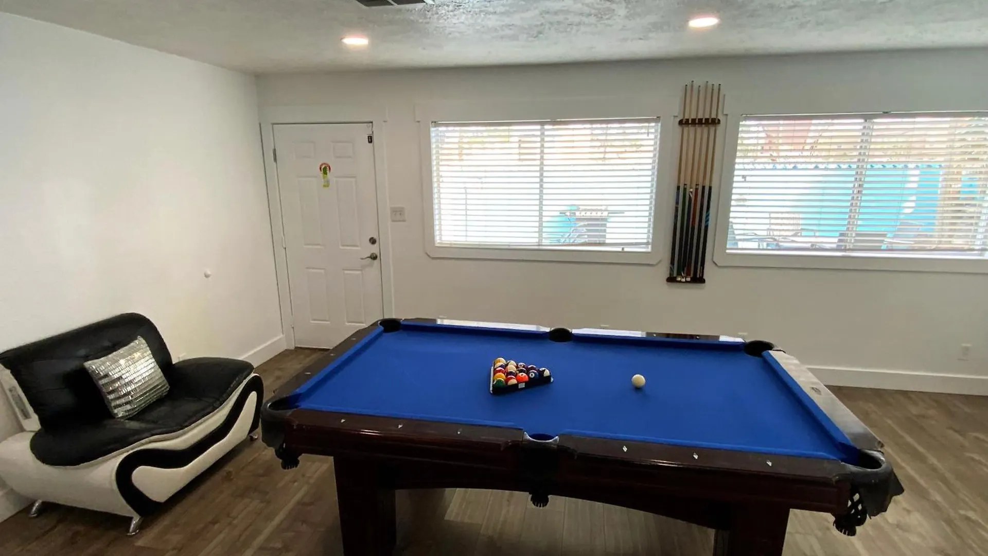 Vegas Getaway: Central 1 Story, Private Pool, Game Room Las Vegas Dom wakacyjny